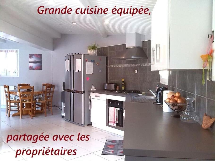 Coeuraccords, Spa & Bien-Etre Au Calme Naturiste Toute L'Annee Saint-Bardoux Kamer foto