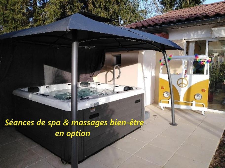Coeuraccords, Spa & Bien-Etre Au Calme Naturiste Toute L'Annee Saint-Bardoux Kamer foto